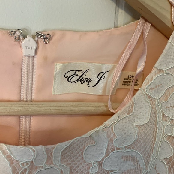 NWT Eliza J Ivory Lace Dress Size 10 Petite - Picture 2 of 8